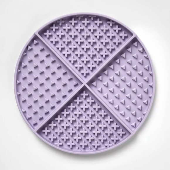BOOTS & BARKLEY Purple Slow Lick Feed Soother Dog Feeding Mat NEW - Picture 2 of 3